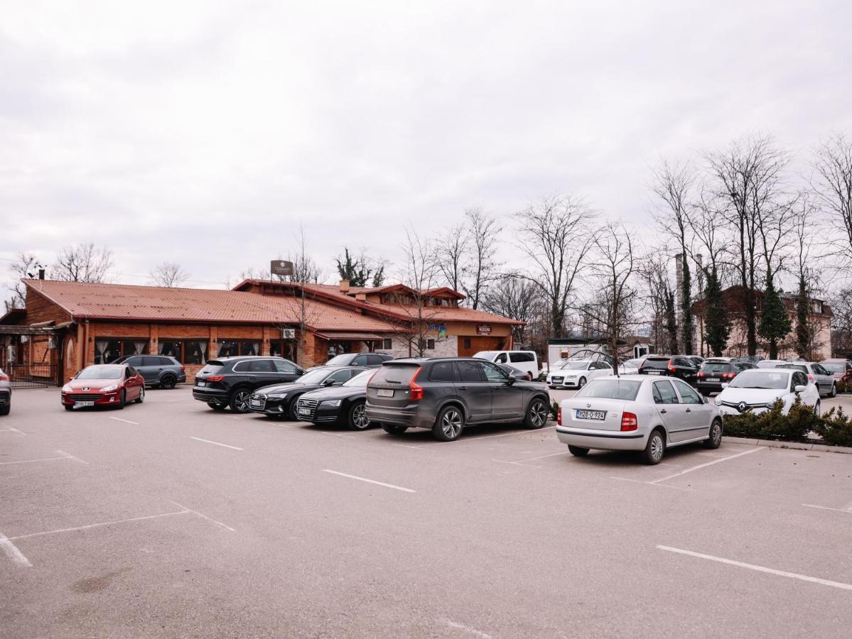 Stara Ada Banja Luka Hotel Exterior photo